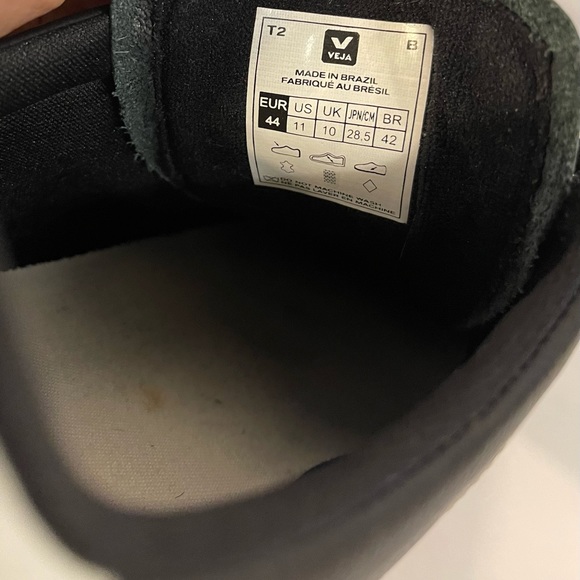 VEJA V-10 Training Mens Black / White Size 11 - Picture 12 of 13